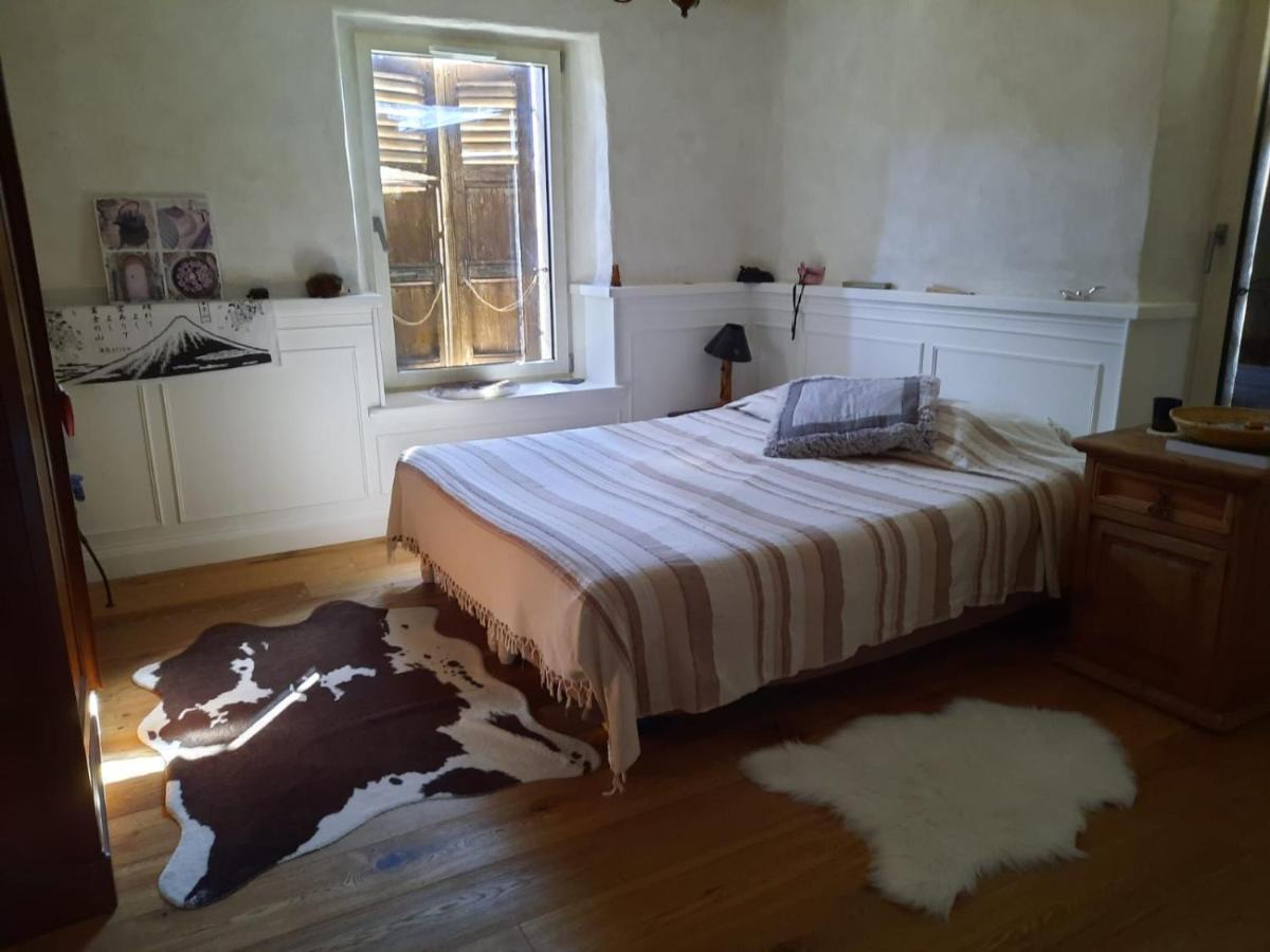 Chambre Atypique 2 Pers 200M Du Lac Saint-Jorioz Exterior foto